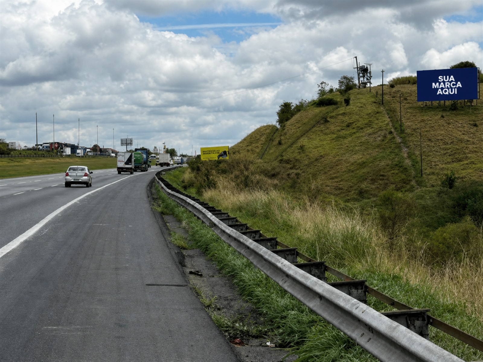 Painel publicitário na Bandeirantes — KM 56+050 — ficha 28, mídia OOH na Rodovia dos Bandeirantes SP-348, próximo a Jundiaí