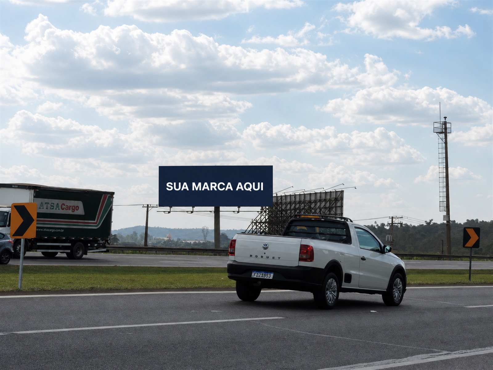 Painel publicitário na Bandeirantes — KM 65+500 — sentido São Paulo / Interior — ficha 56, mídia OOH na Rodovia dos Bandeirantes SP-348