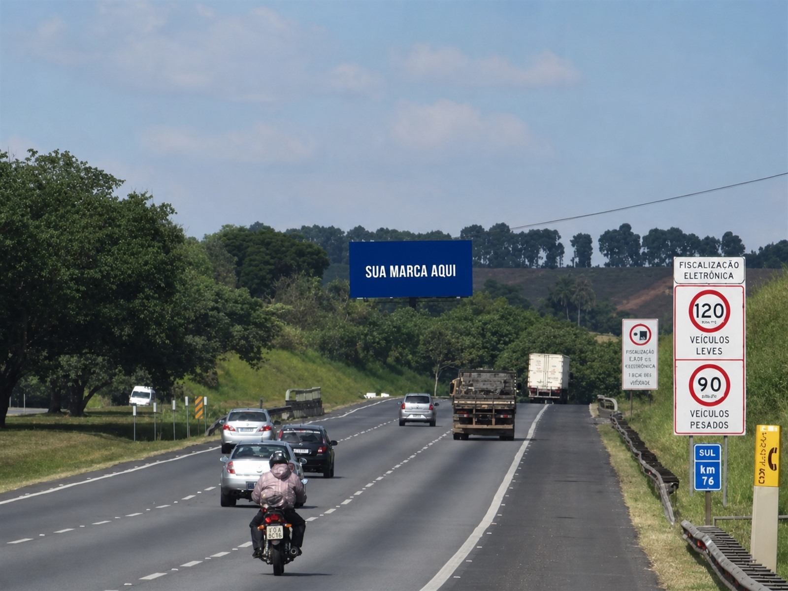 Painel rodoviário na Bandeirantes — KM 75+100 — sentido Campinas e Viracopos — ficha 69, mídia OOH na Rodovia dos Bandeirantes SP-348