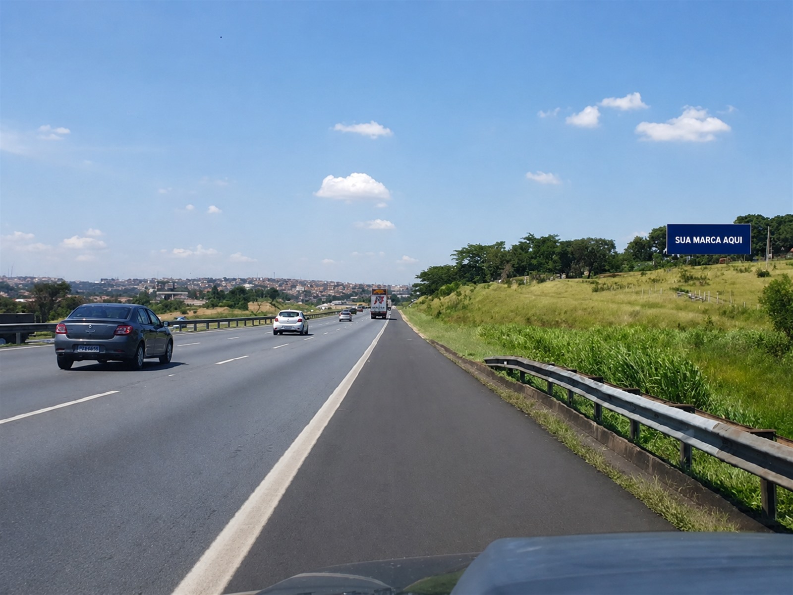 Outdoor rodoviário na Bandeirantes — KM 92+600 — sentido São Paulo Capital — ficha 78, mídia OOH na Rodovia dos Bandeirantes SP-348